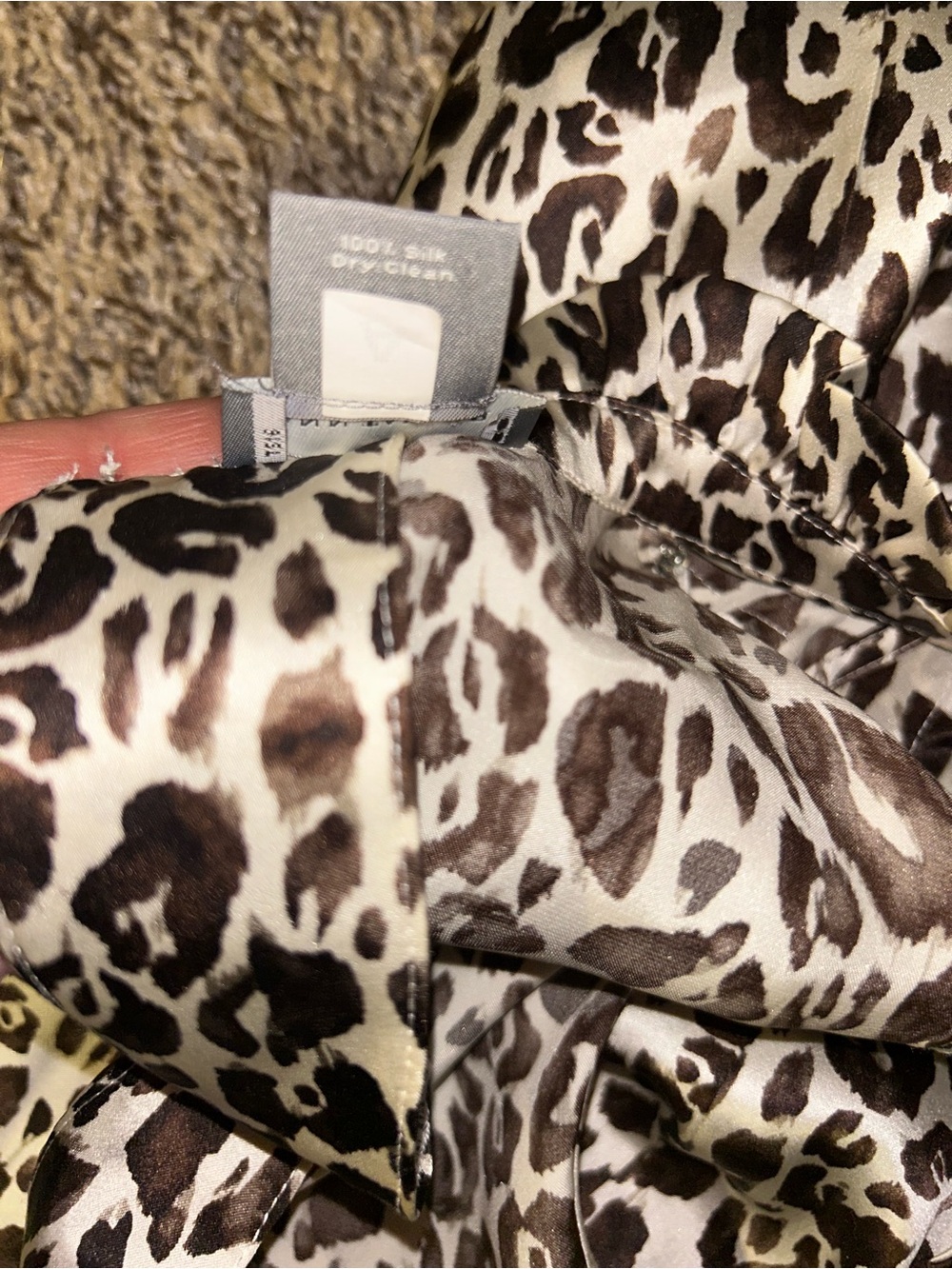100% Silk Leopard Print Halter Top - Picture 3 of 6